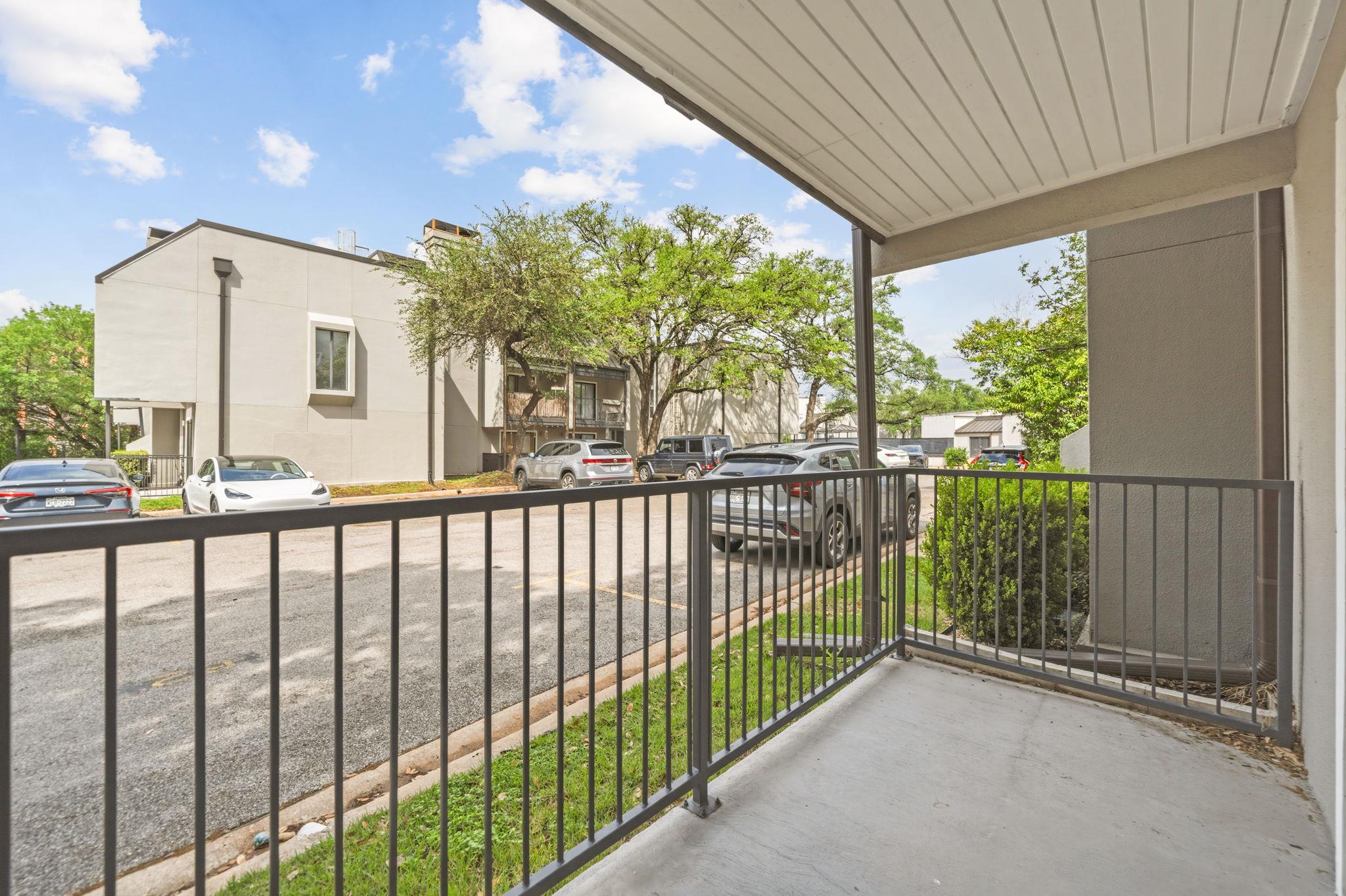 935 La Posada Drive Austin TX 78752