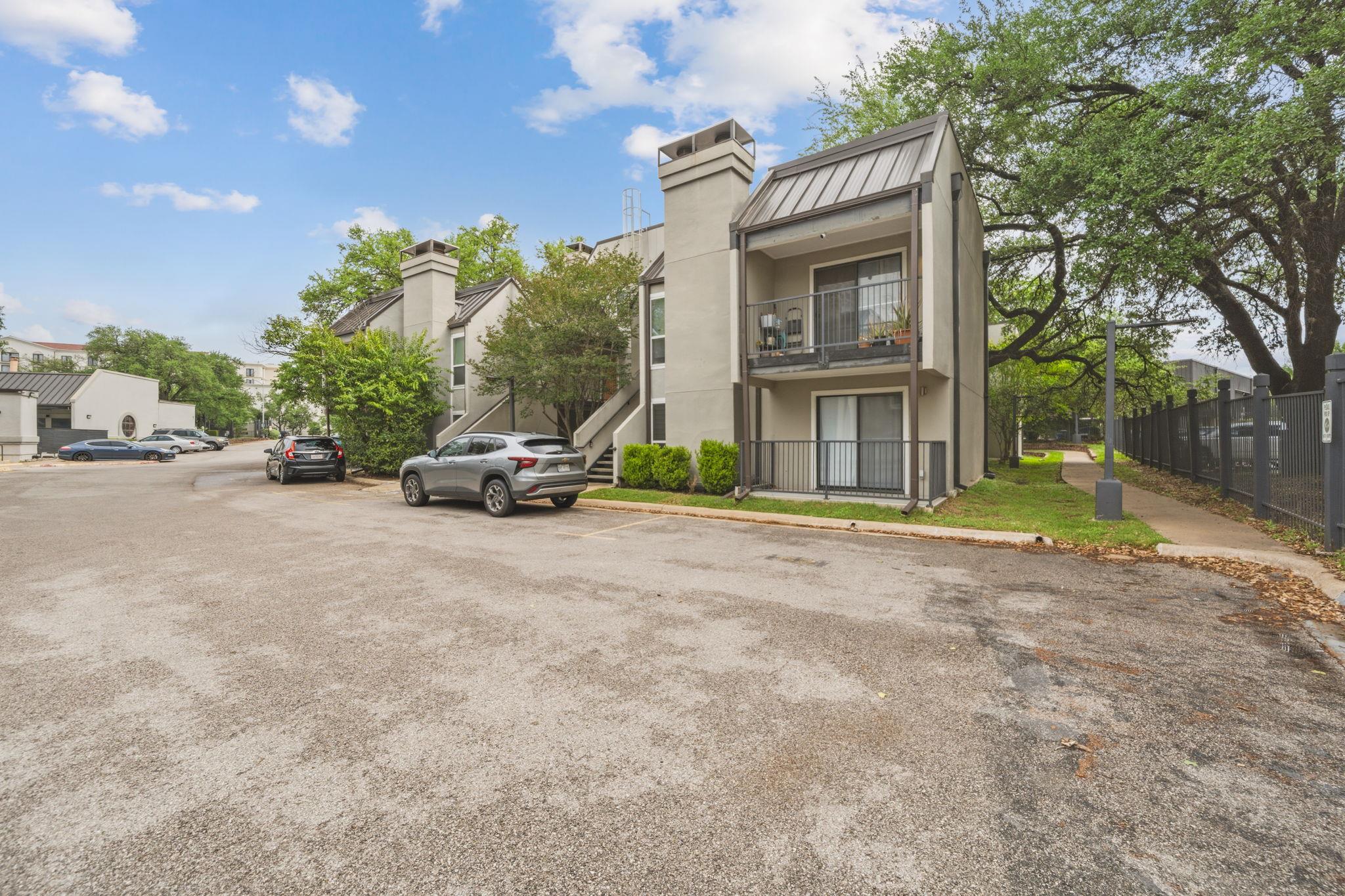 935 La Posada Drive Austin TX 78752