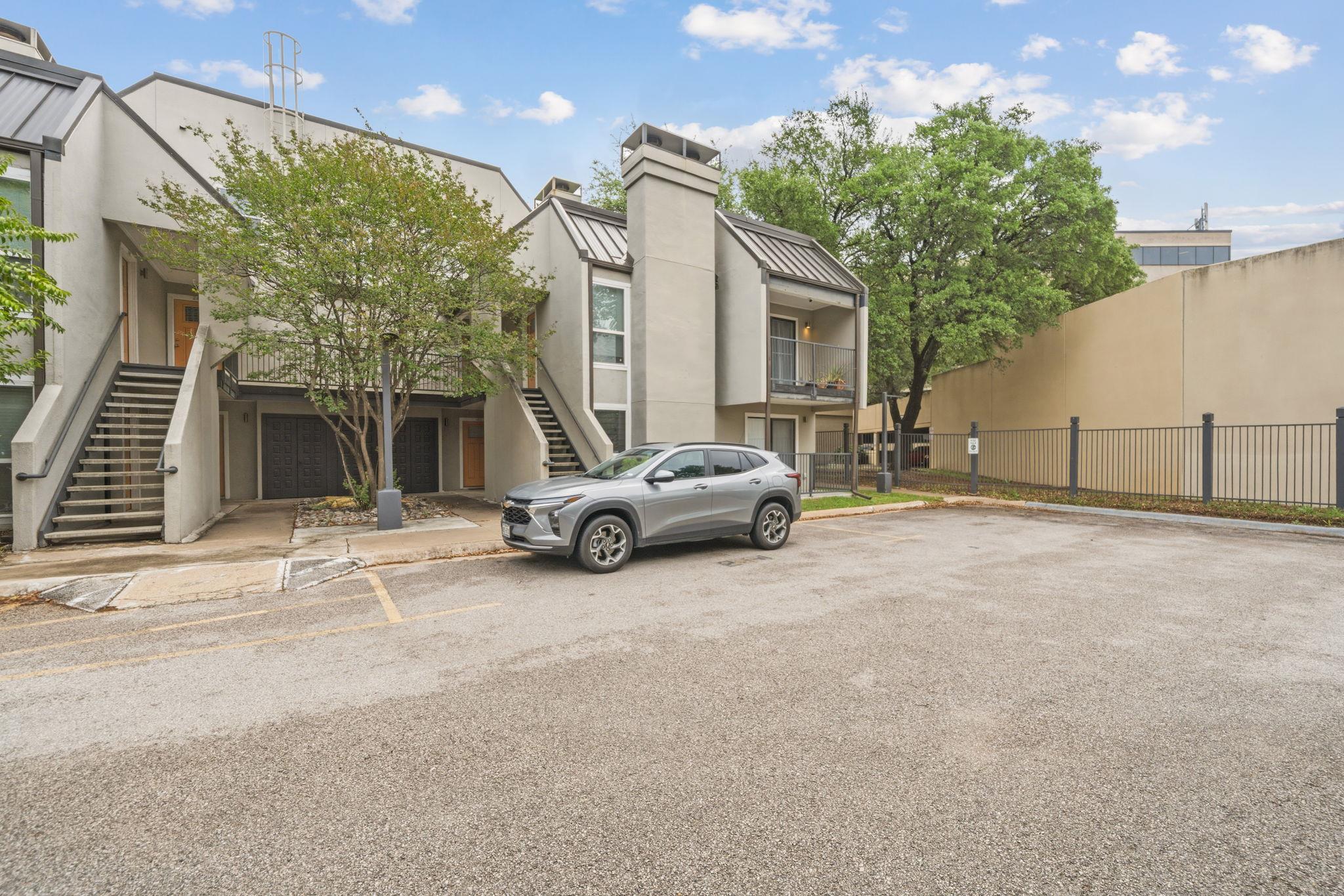 935 La Posada Drive Austin TX 78752