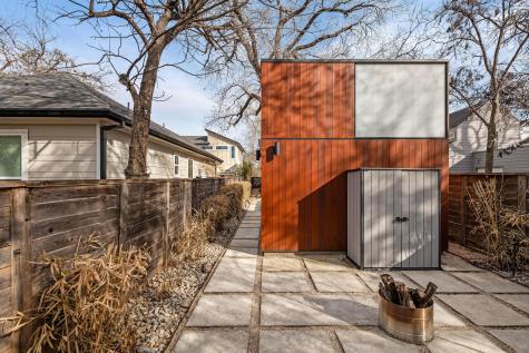 1124 Linden Street Austin TX 78702