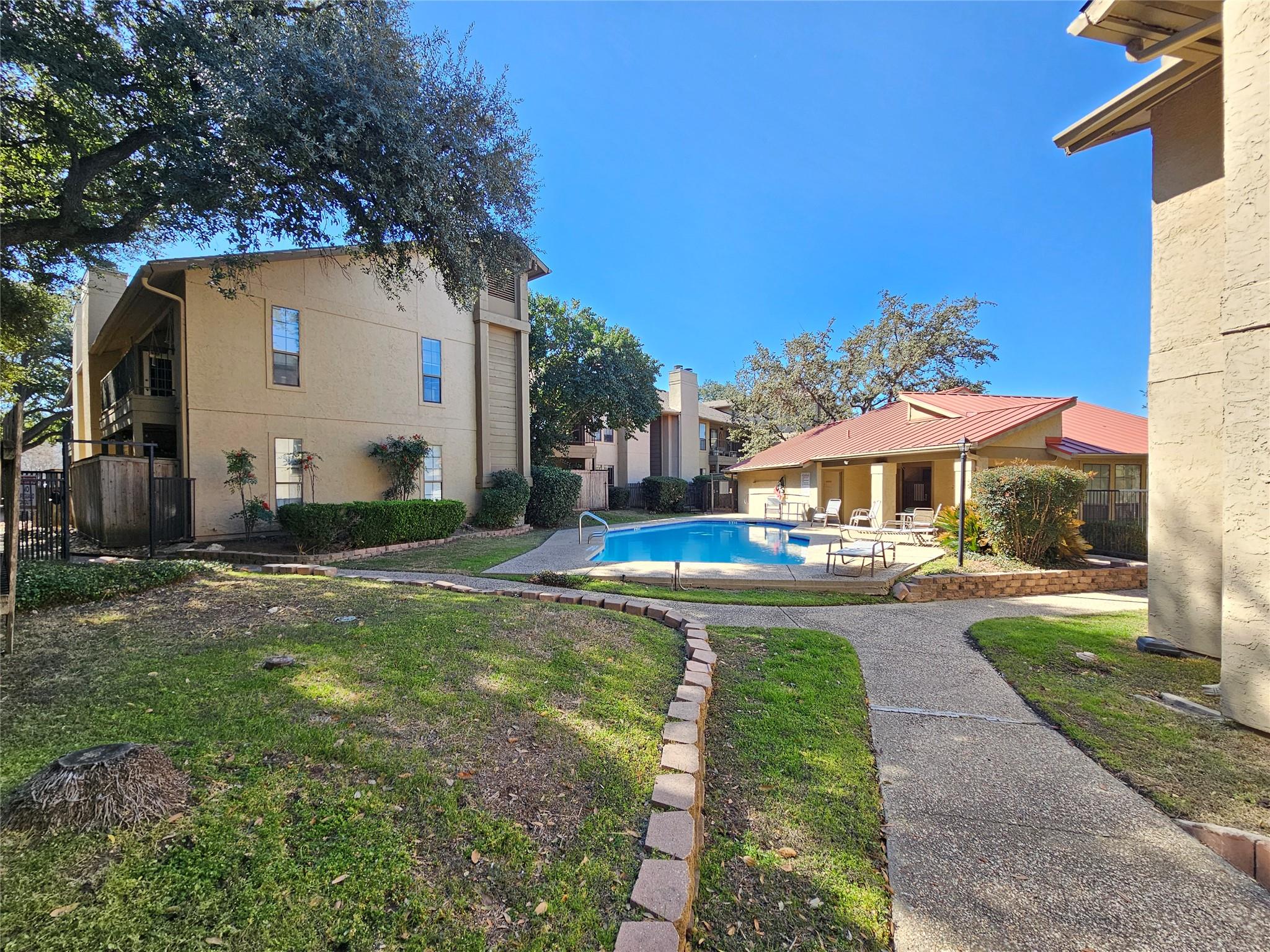 1202 Thorpe Lane San Marcos TX 78666