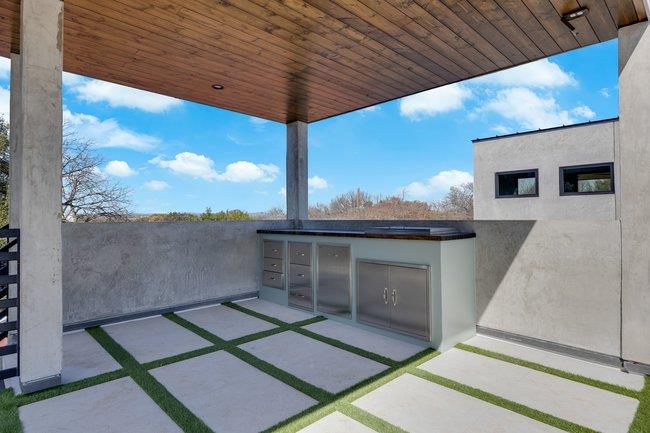 107 W Johanna Street Austin TX 78704