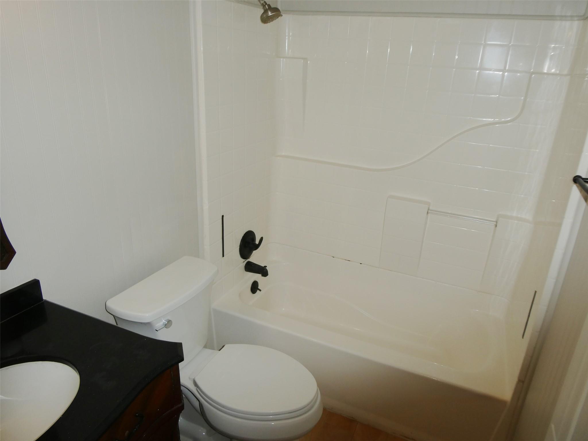 6718 Silvermine Drive Austin TX 78736