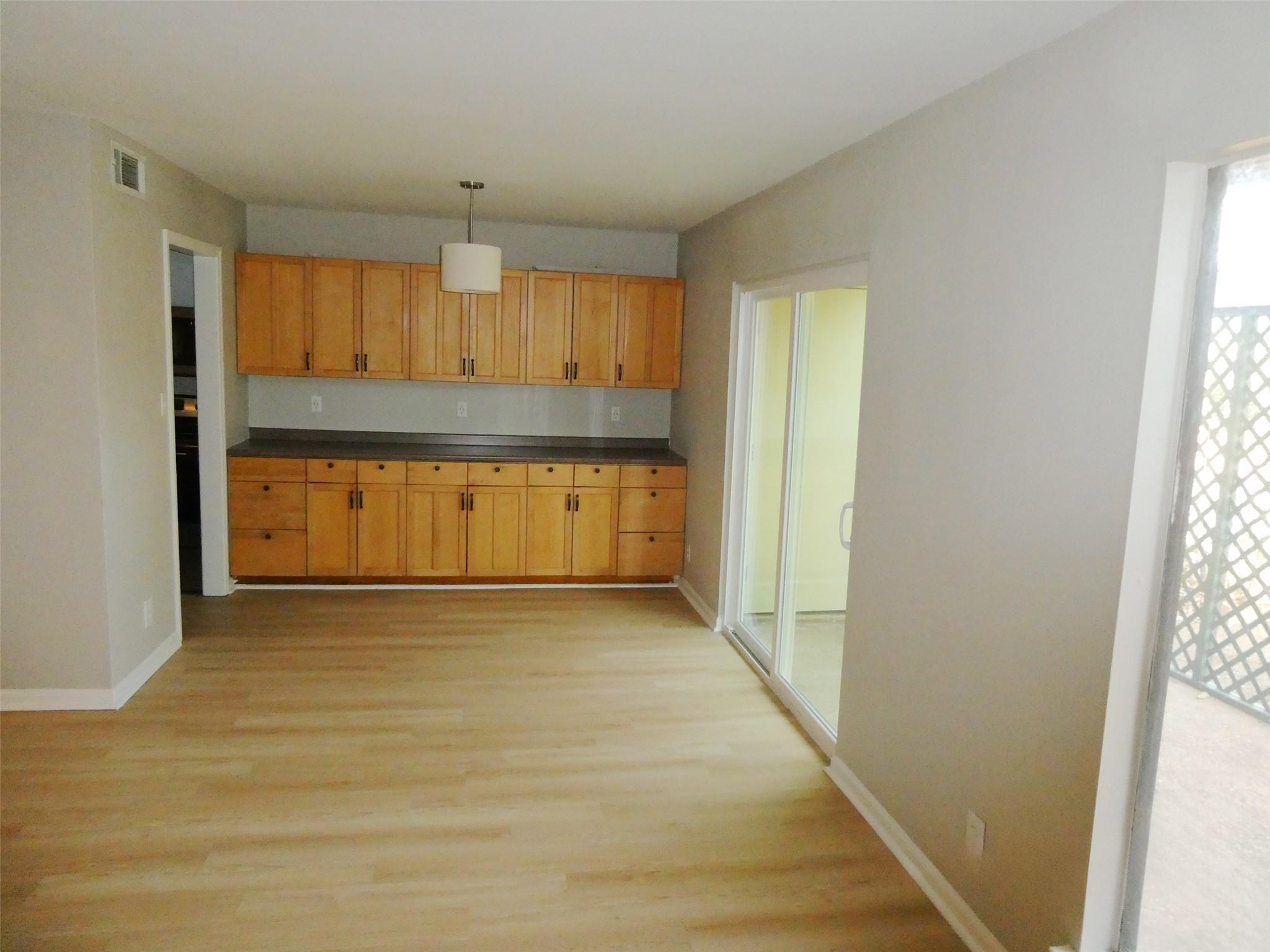 6718 Silvermine Drive Austin TX 78736