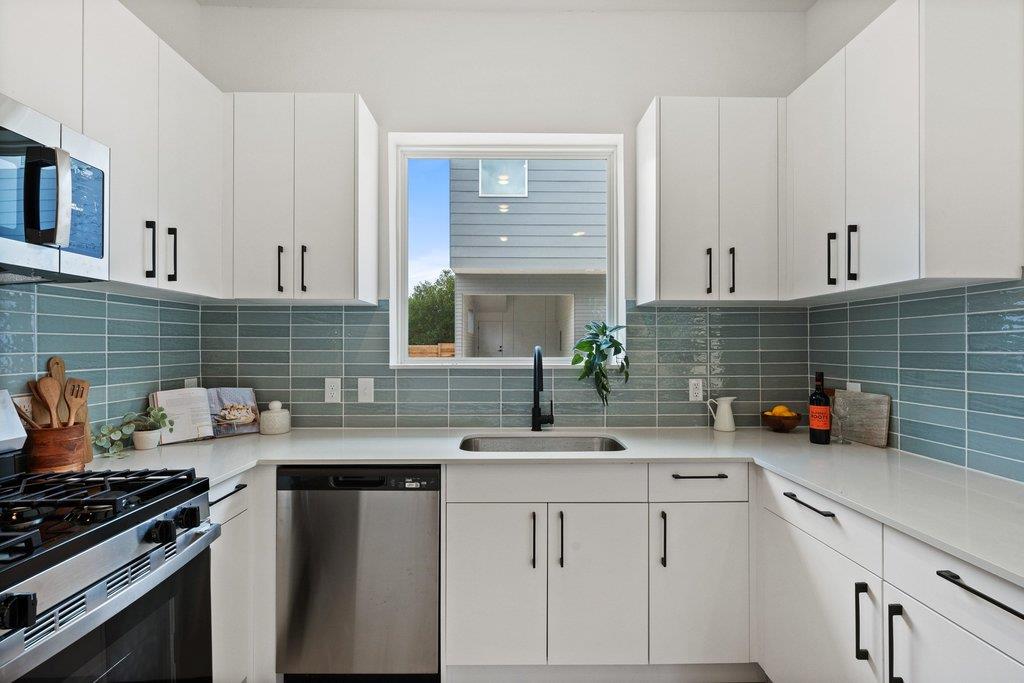 401 N Bluff Drive Austin TX 78745