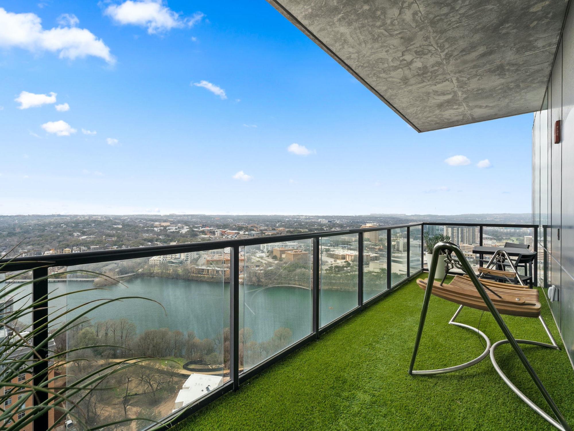 70 Rainey Street Austin TX 78701