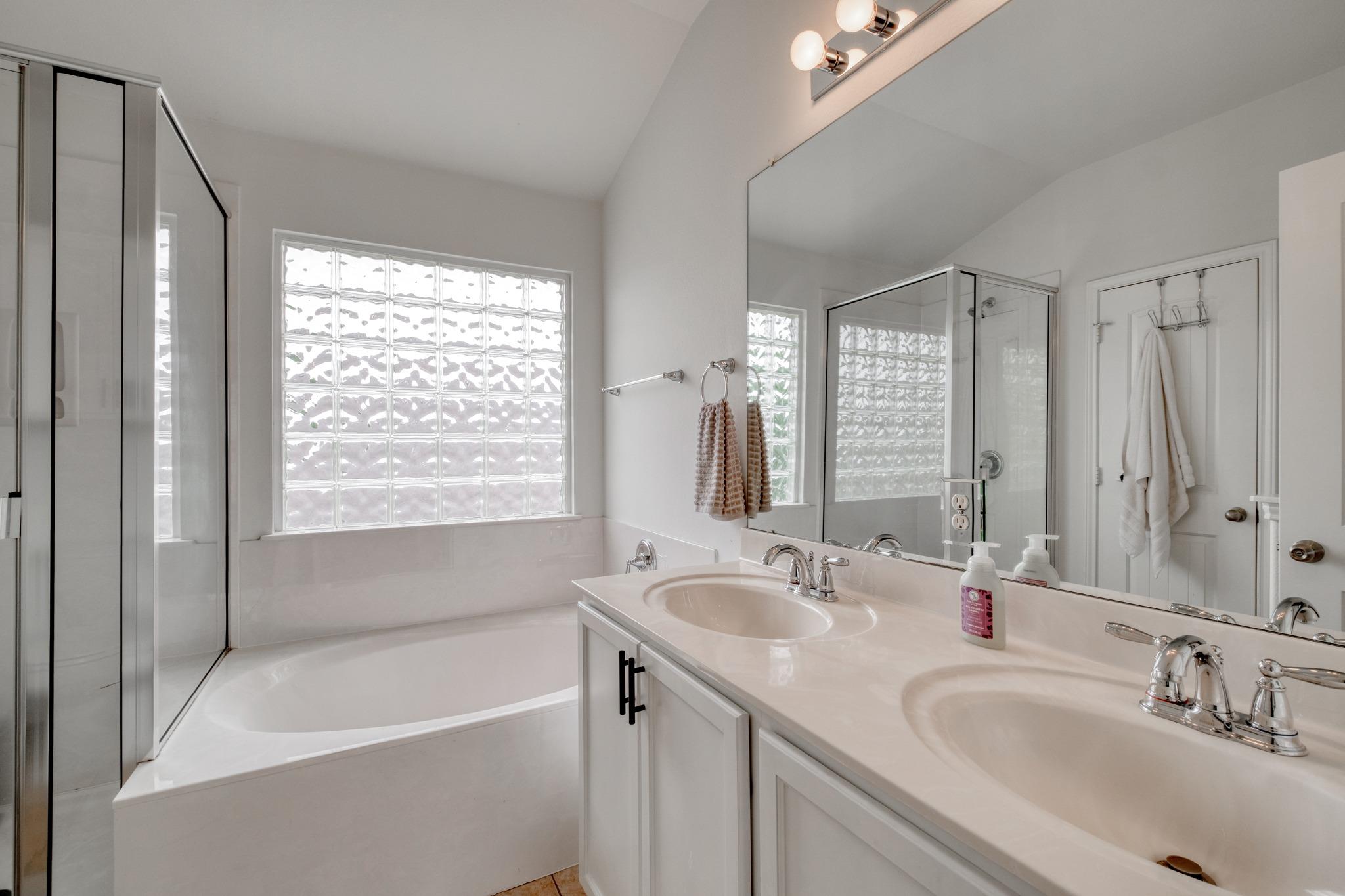8525 White Ibis Drive Austin TX 78729