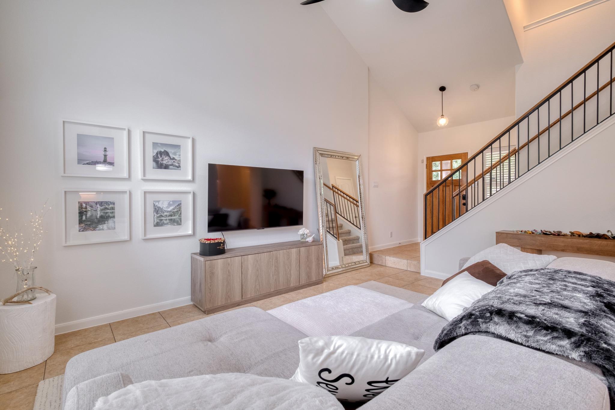 8525 White Ibis Drive Austin TX 78729