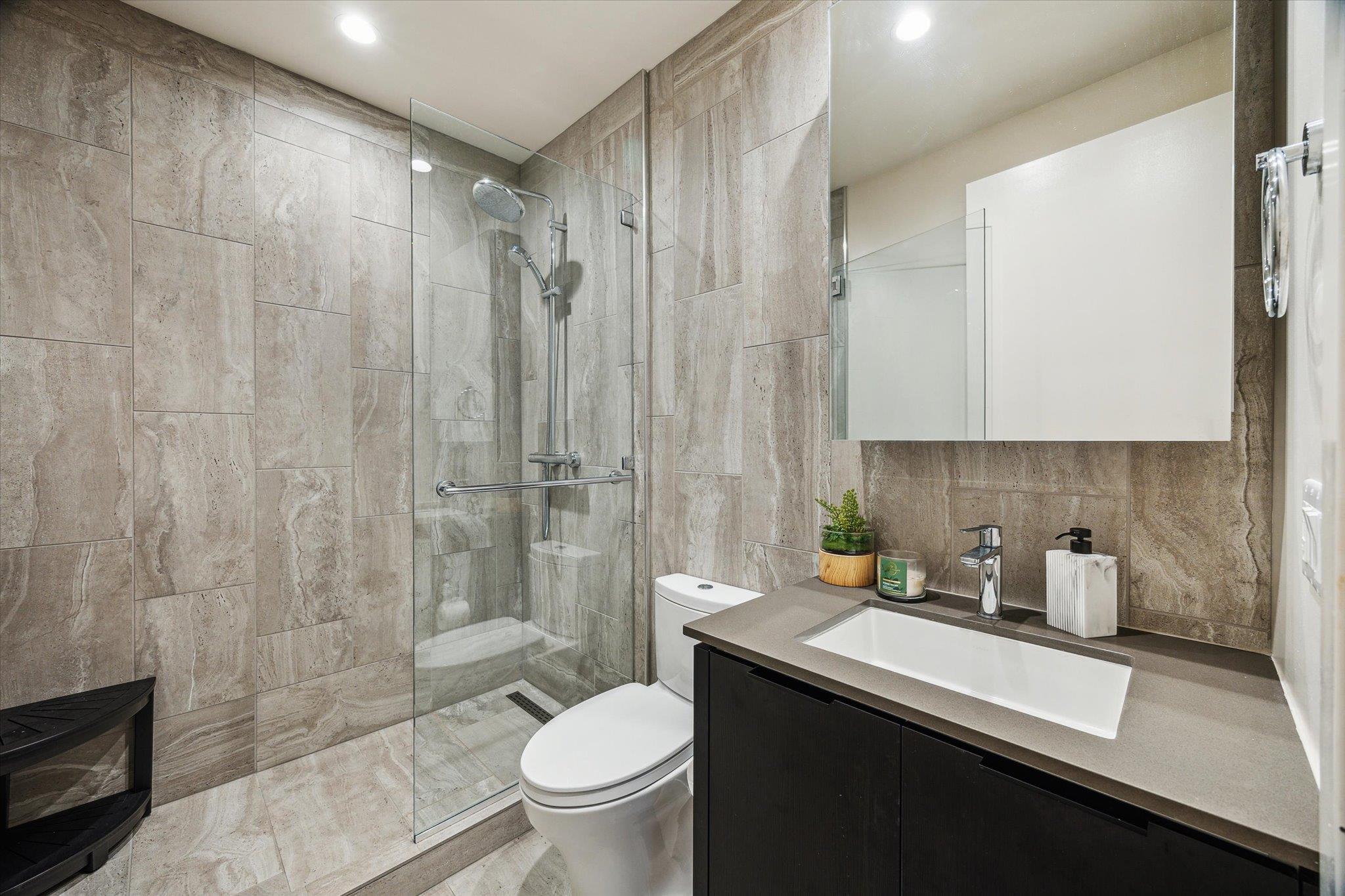 44 East Avenue Austin TX 78701