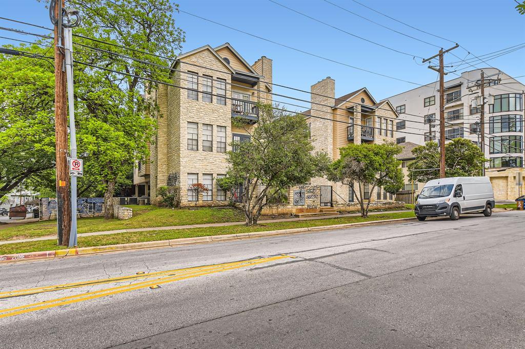 711 W 21st Street Austin TX 78705