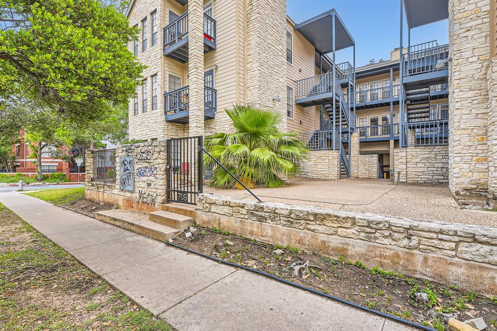 711 W 21st Street Austin TX 78705
