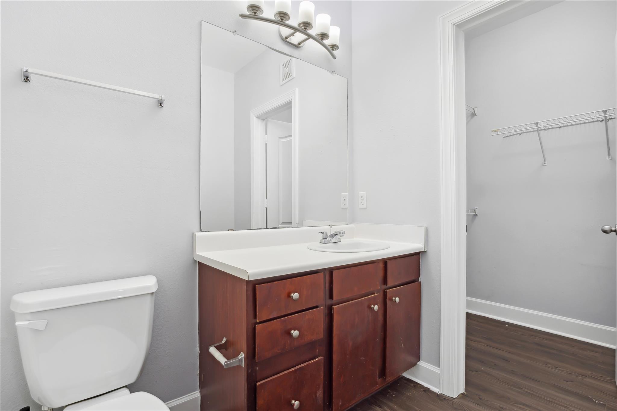 1901 Crossing Place Austin TX 78741