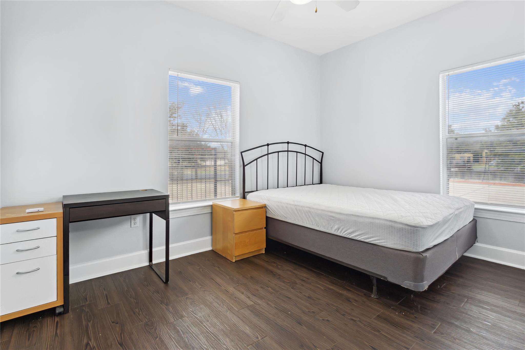 1901 Crossing Place Austin TX 78741