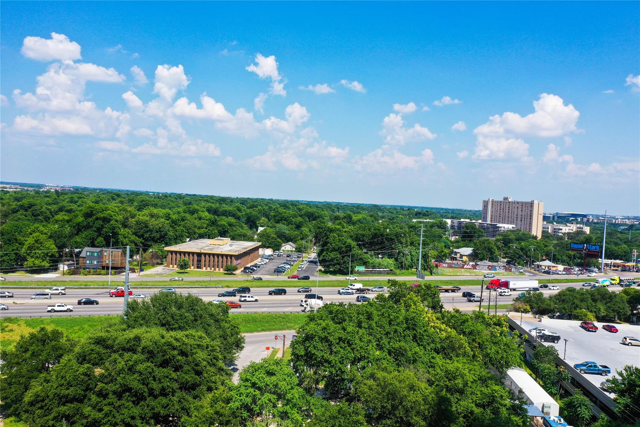 48 East Avenue Austin TX 78701