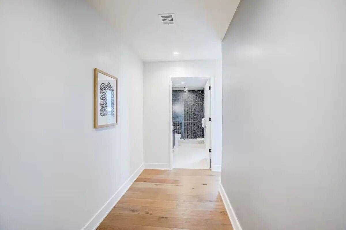 48 East Avenue Austin TX 78701