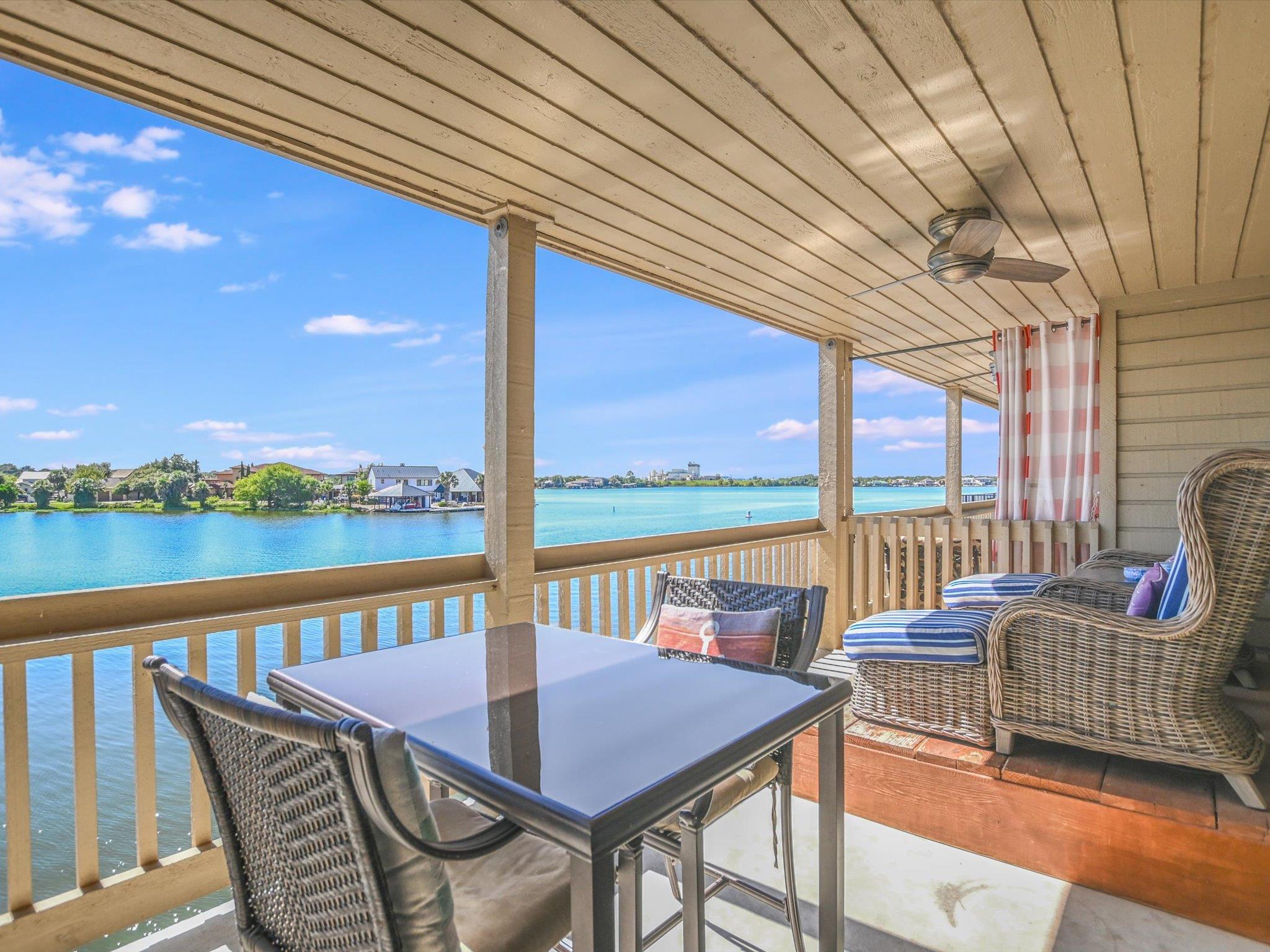 1100 The Cape Horseshoe Bay TX 78657