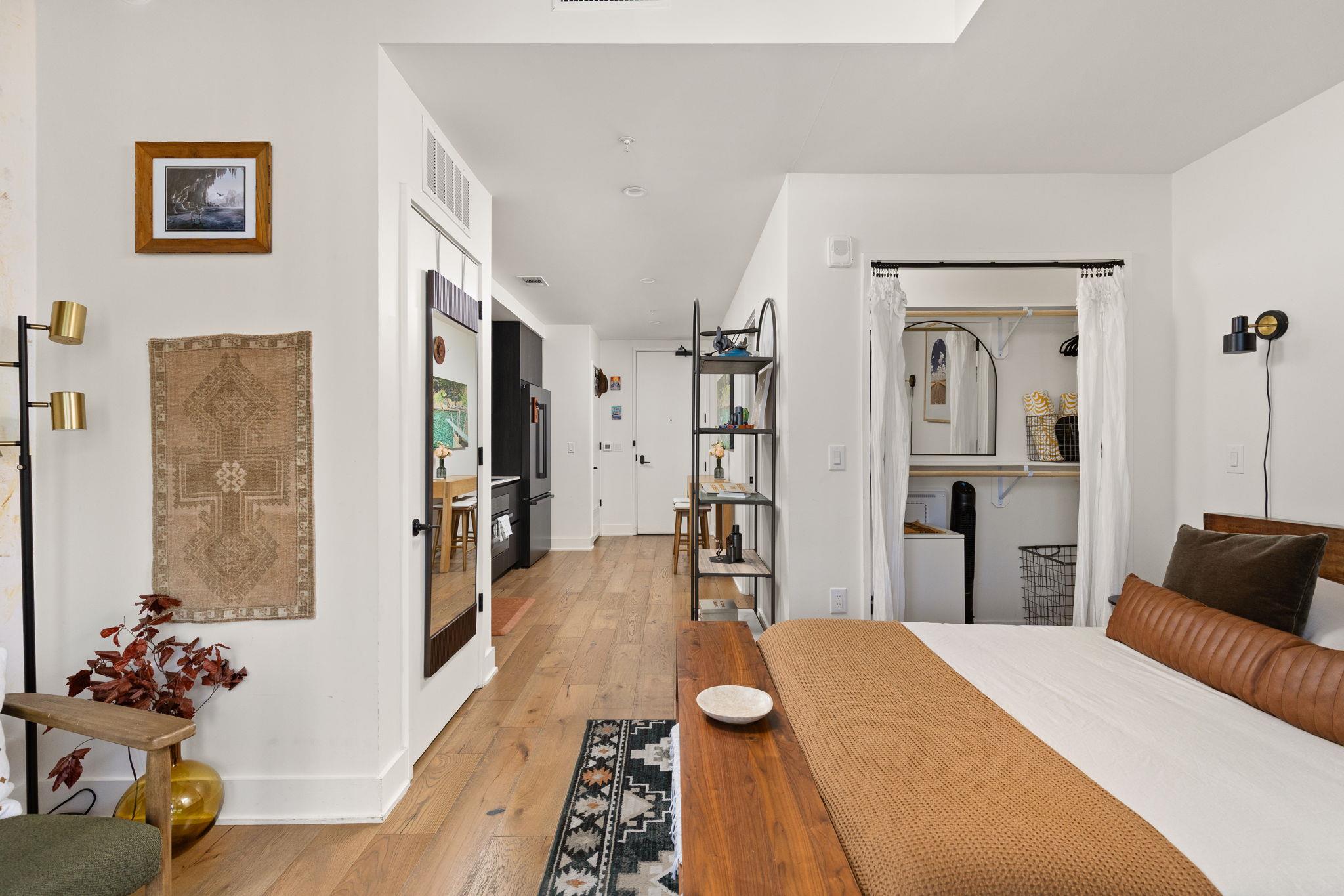 48 East Avenue Austin TX 78701