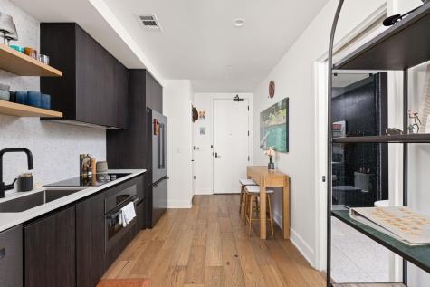 48 East Avenue Austin TX 78701