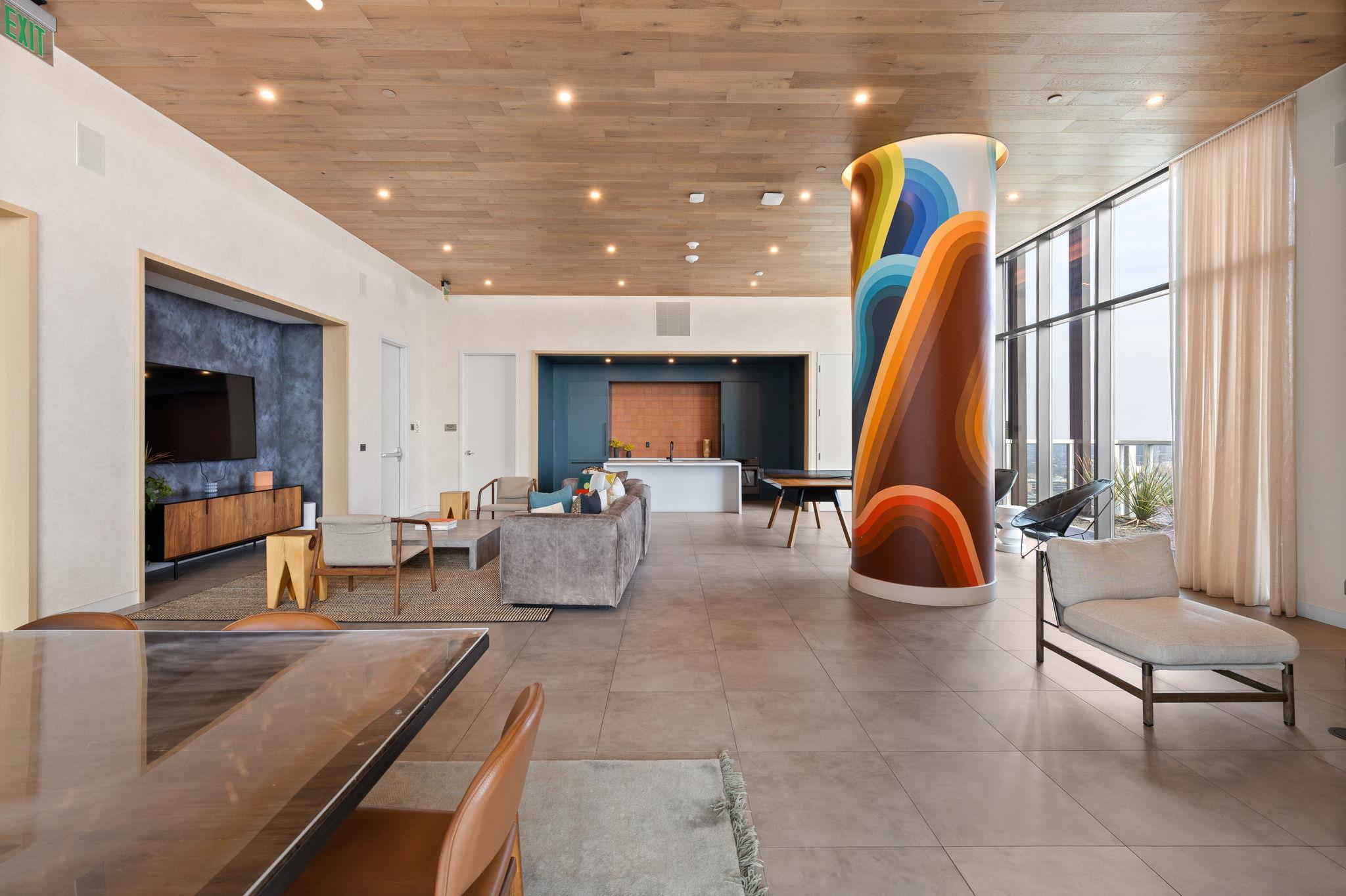 48 East Avenue Austin TX 78701