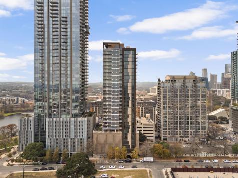 48 East Avenue Austin TX 78701