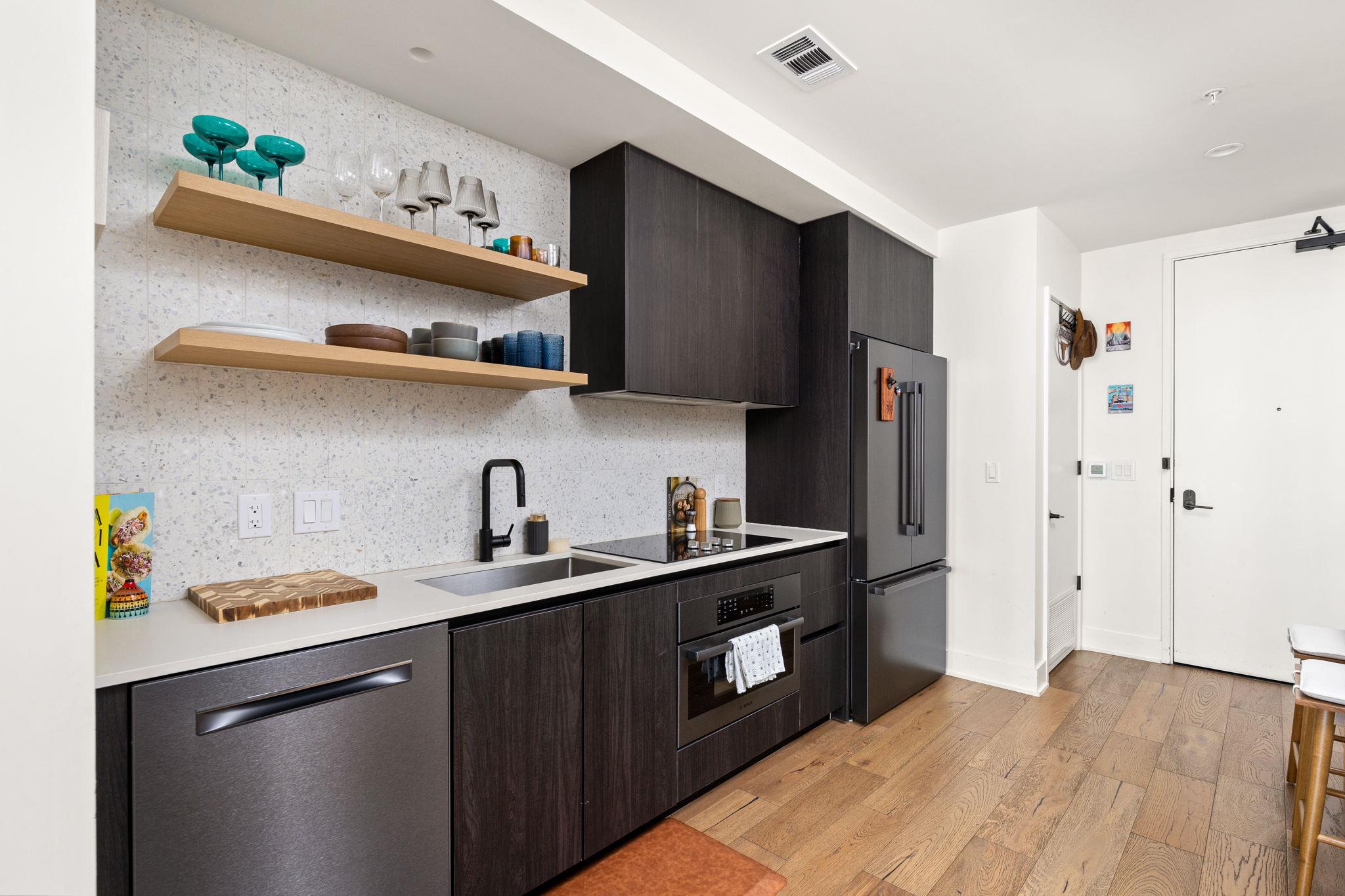 48 East Avenue Austin TX 78701