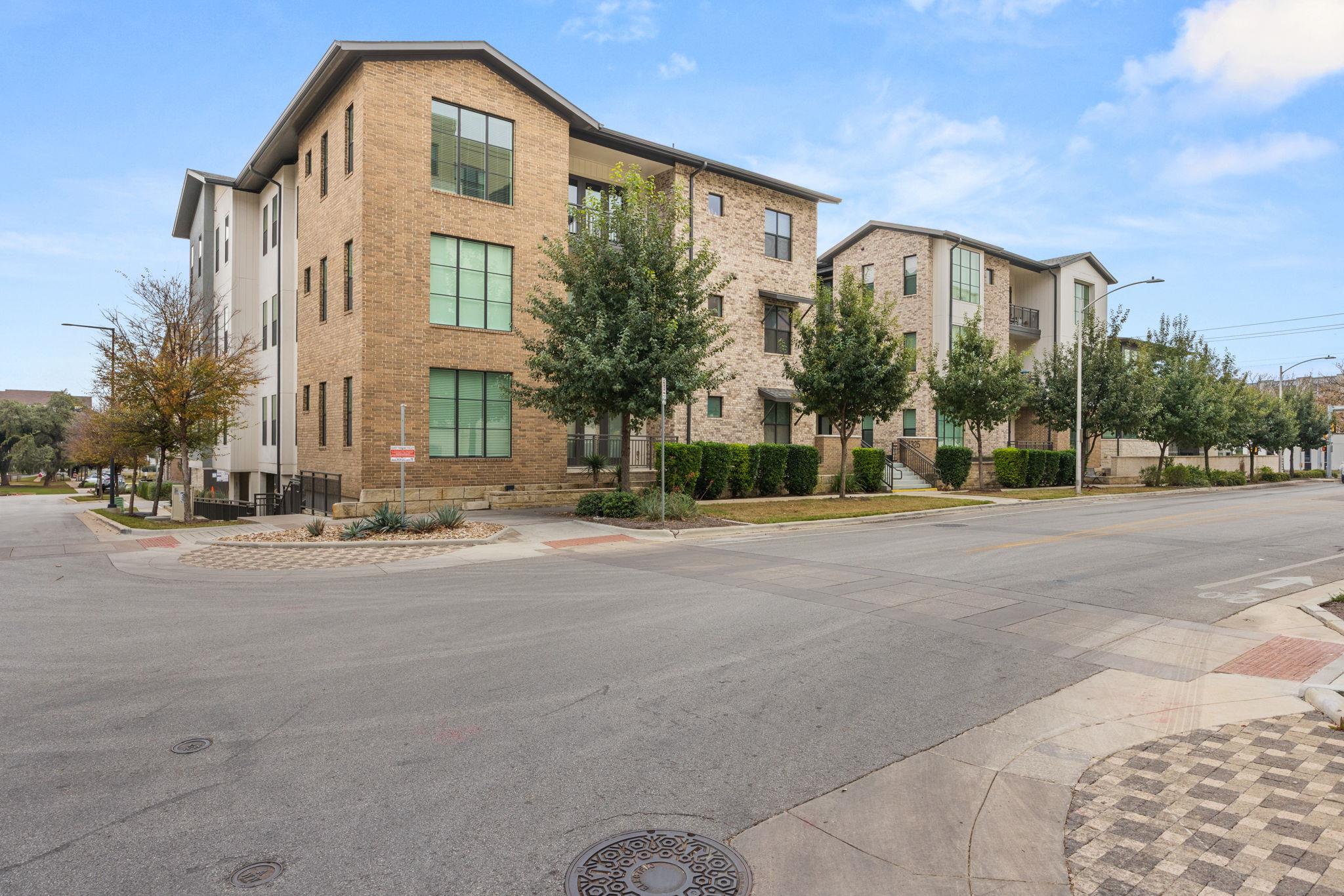 4325 Jackson Avenue Austin TX 78731