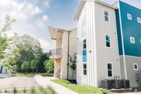 7051 Meadow Lake Boulevard Austin TX 78744