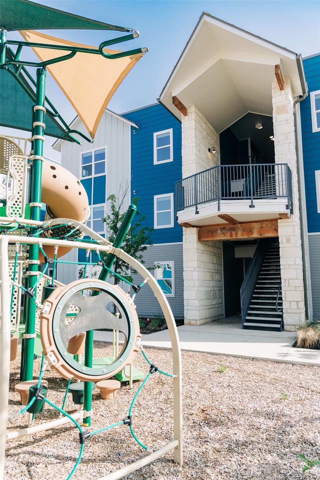 7051 Meadow Lake Boulevard Austin TX 78744