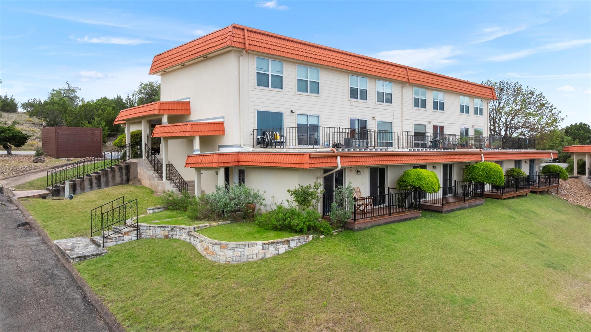 3216 Poe Cove Lago Vista TX 78645