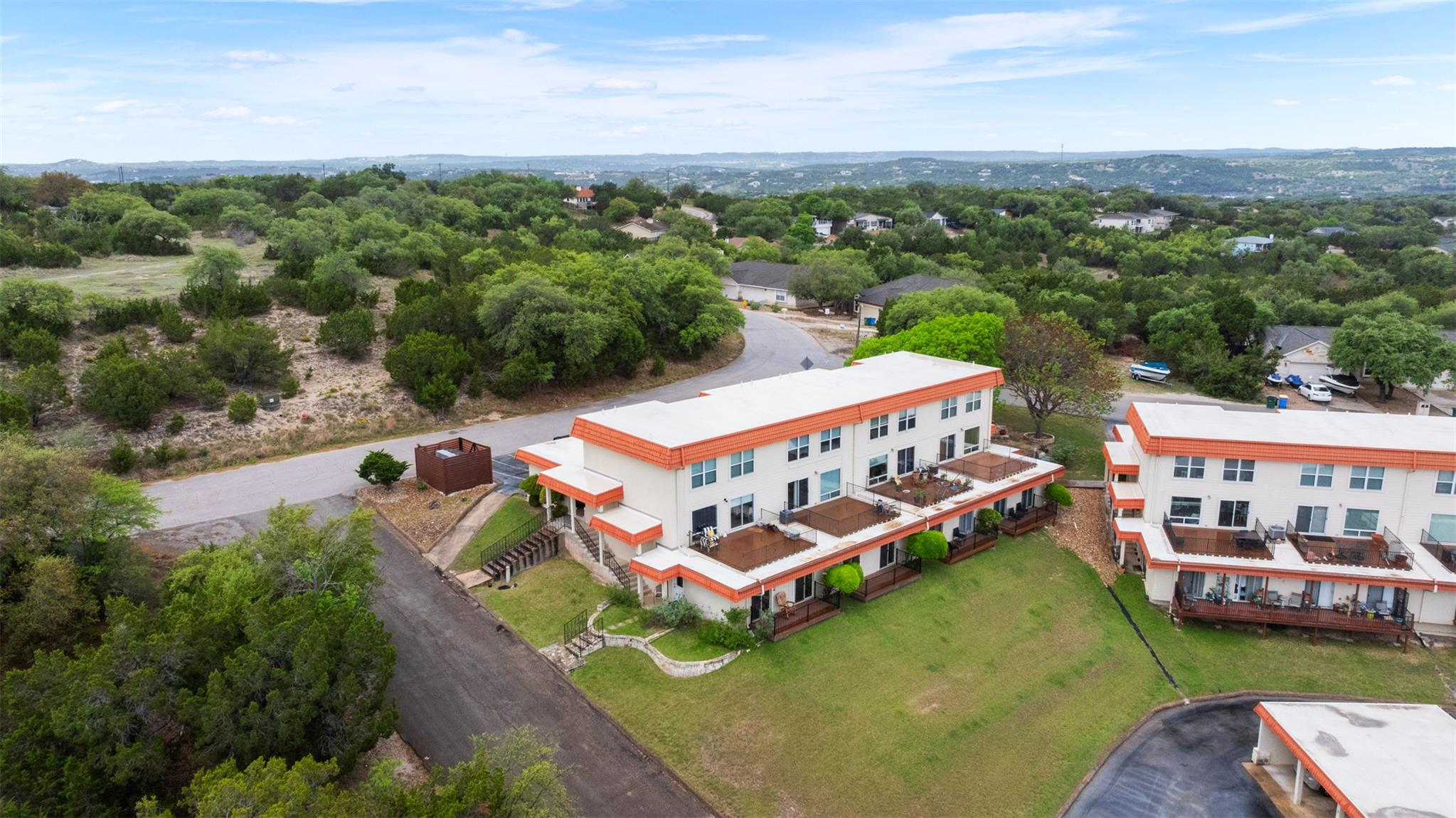 3216 Poe Cove Lago Vista TX 78645
