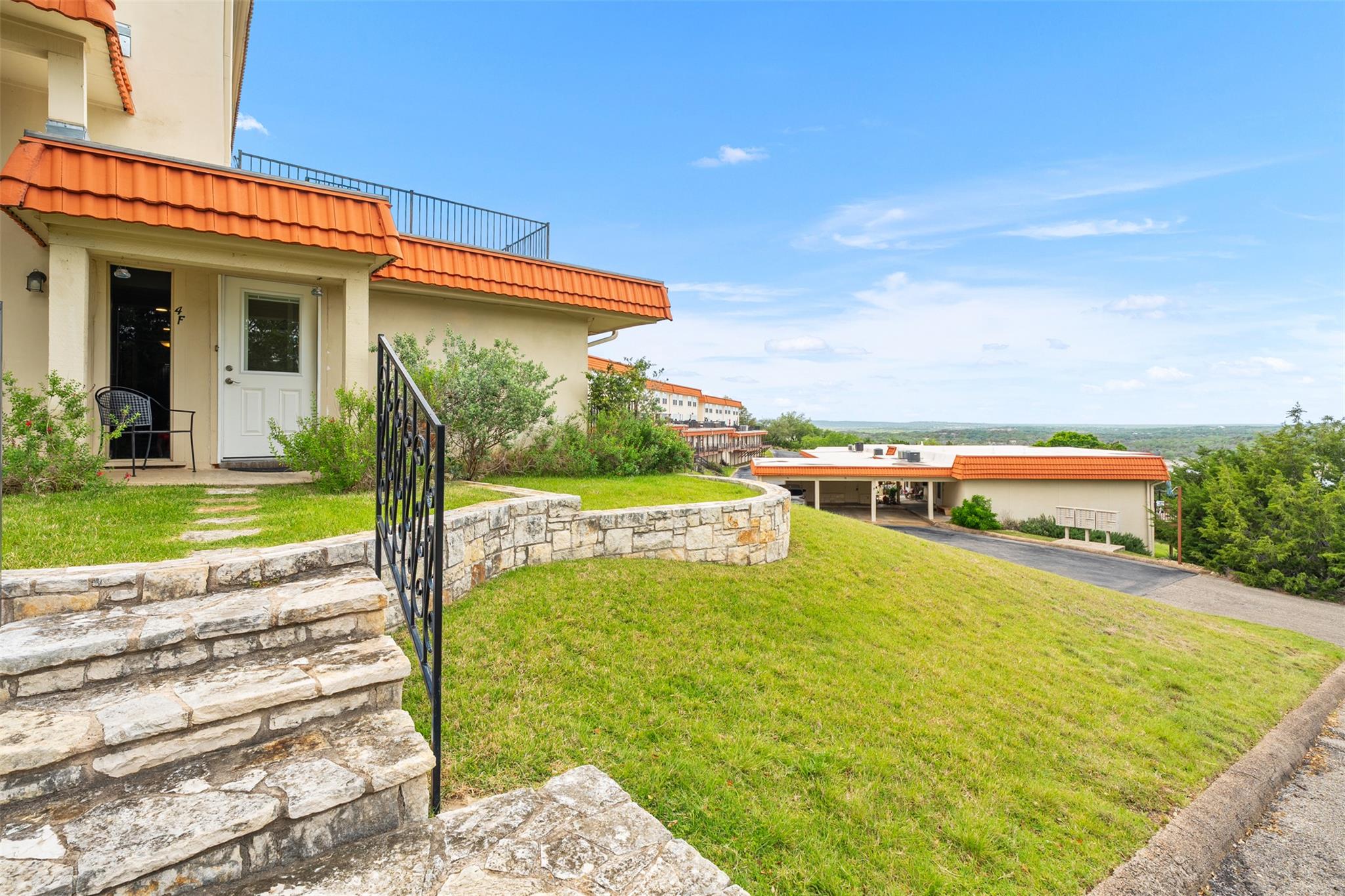 3216 Poe Cove Lago Vista TX 78645
