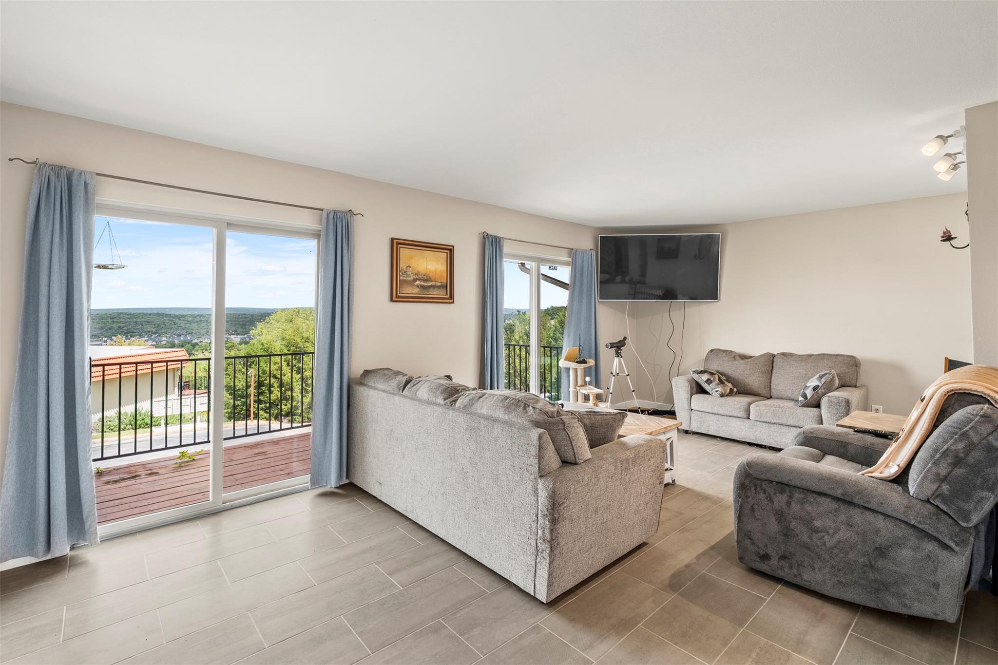 3216 Poe Cove Lago Vista TX 78645