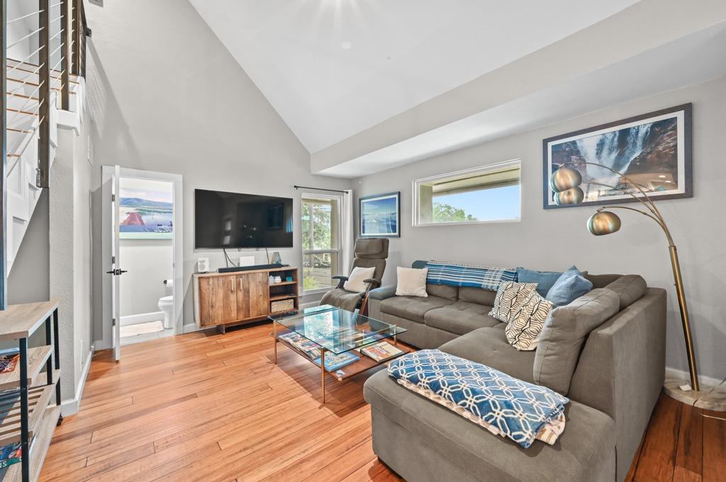 2101 Airole Way Austin TX 78704