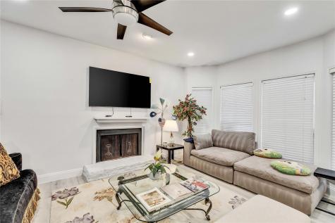 2529 Rio Grande Street Austin TX 78705