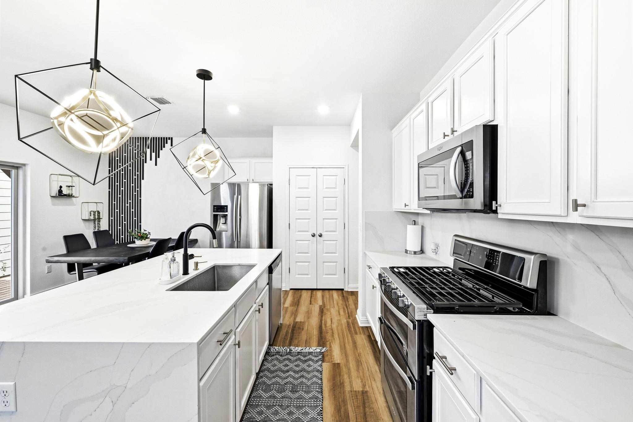 8009 Mellencamp Drive Austin TX 78744