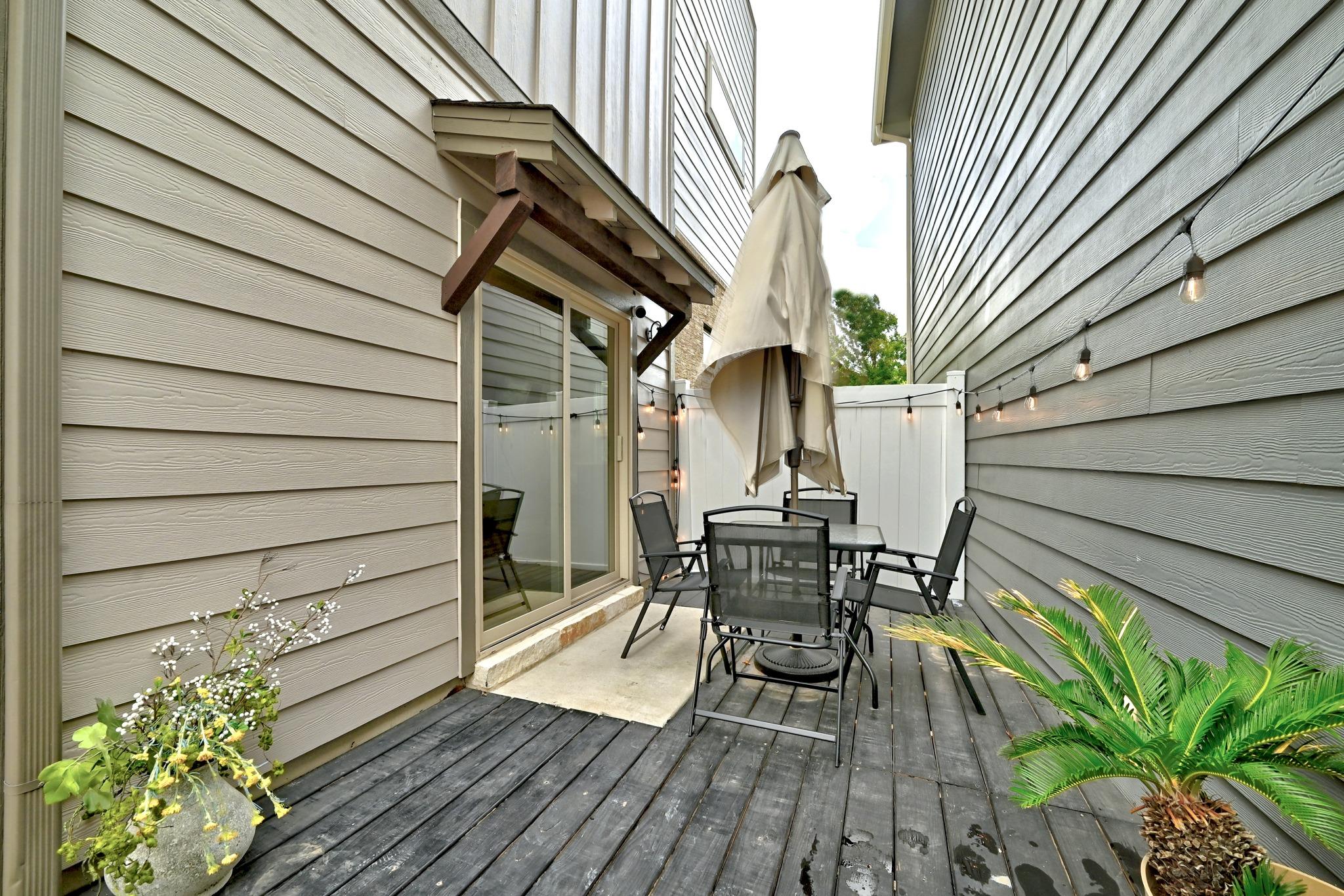 8009 Mellencamp Drive Austin TX 78744