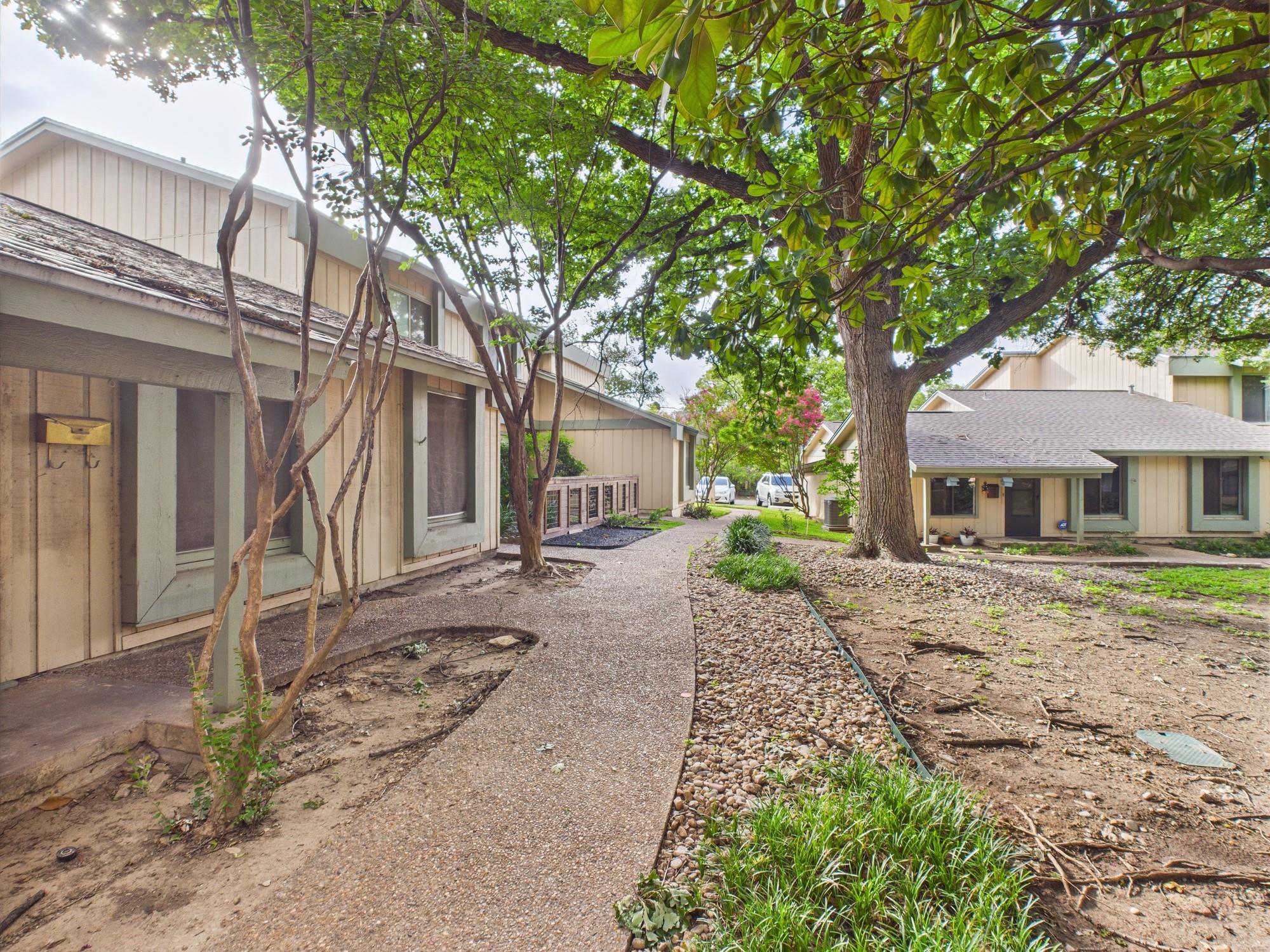 9520 Quail Village Lane Austin TX 78758