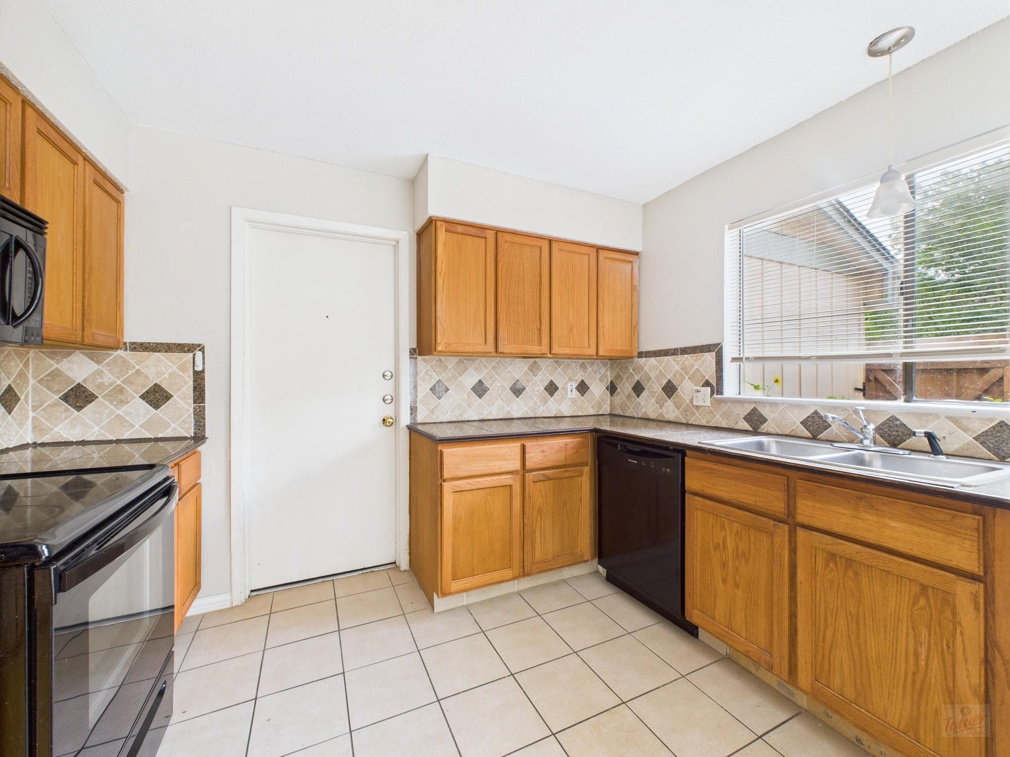 9520 Quail Village Lane Austin TX 78758