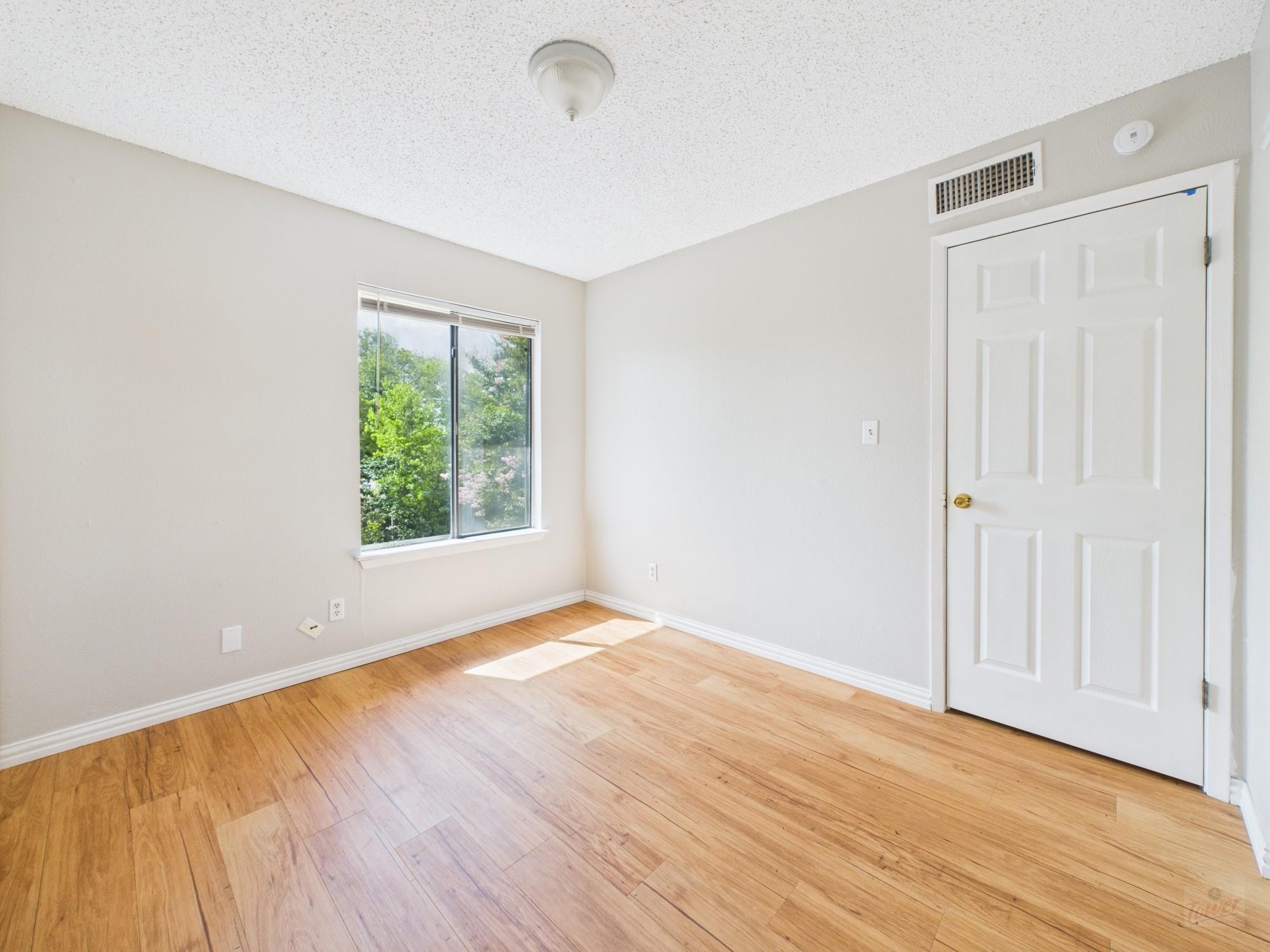 9520 Quail Village Lane Austin TX 78758