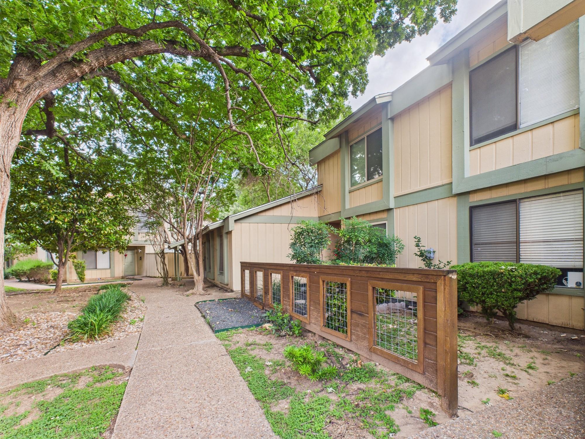 9520 Quail Village Lane Austin TX 78758