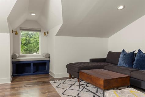 1129 Henninger Street Austin TX 78702