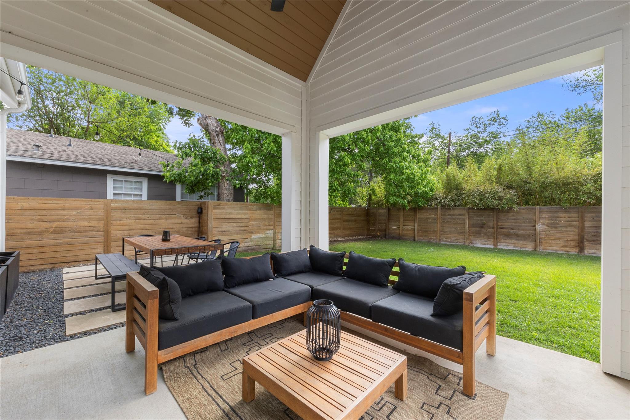 1129 Henninger Street Austin TX 78702