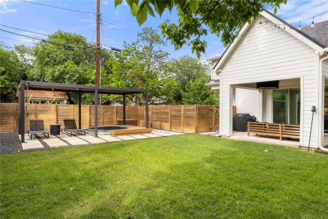 1129 Henninger Street Austin TX 78702