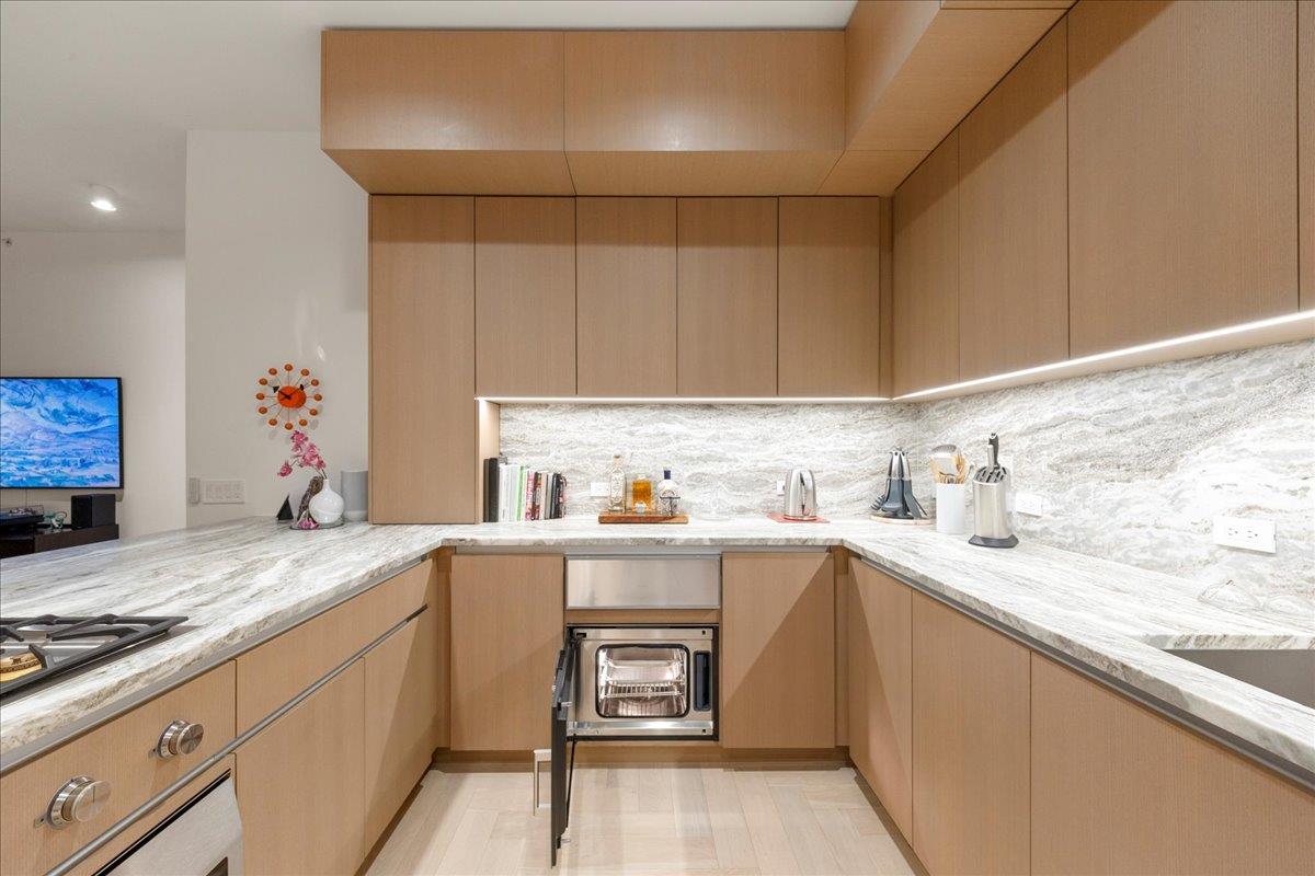 313 W 17th Street Austin TX 78701