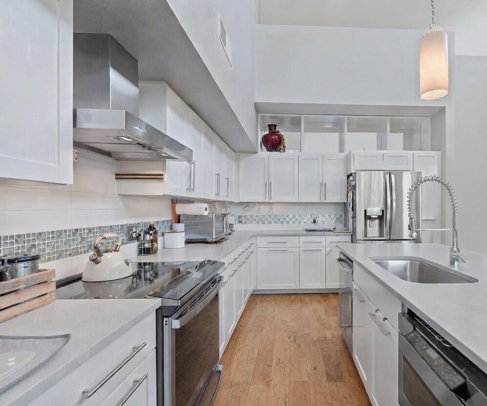 1600 Barton Springs Road Austin TX 78704