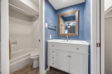 27 Marina Circle Wimberley TX 78676