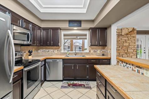 143 World Of Tennis Square Lakeway TX 78738