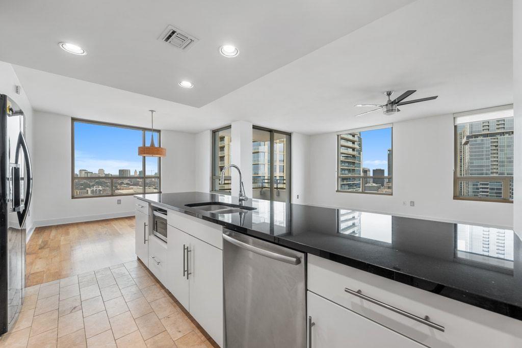 300 Bowie Street Austin TX 78703