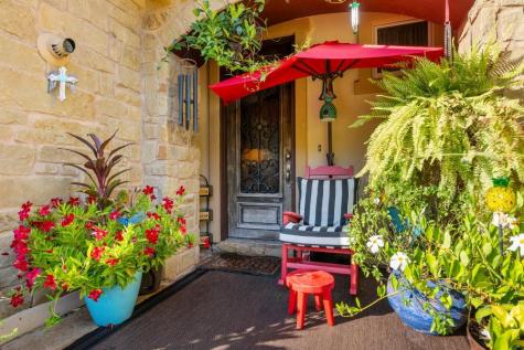 335 Lombardia Drive Austin TX 78734