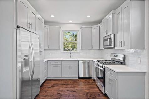706 Short Kemp Street Austin TX 78741